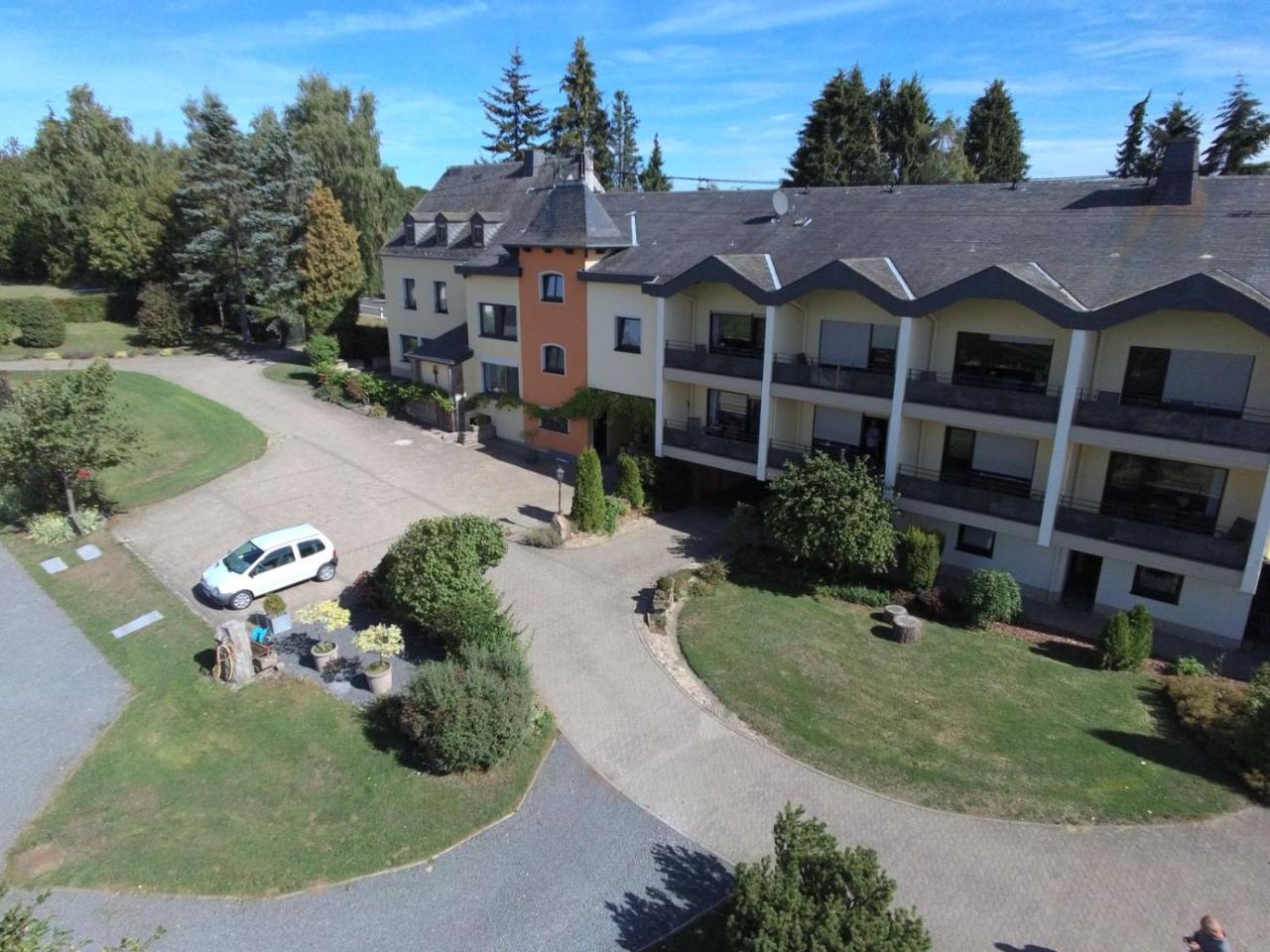 Hofgut Held Hotel Prüm Exterior foto