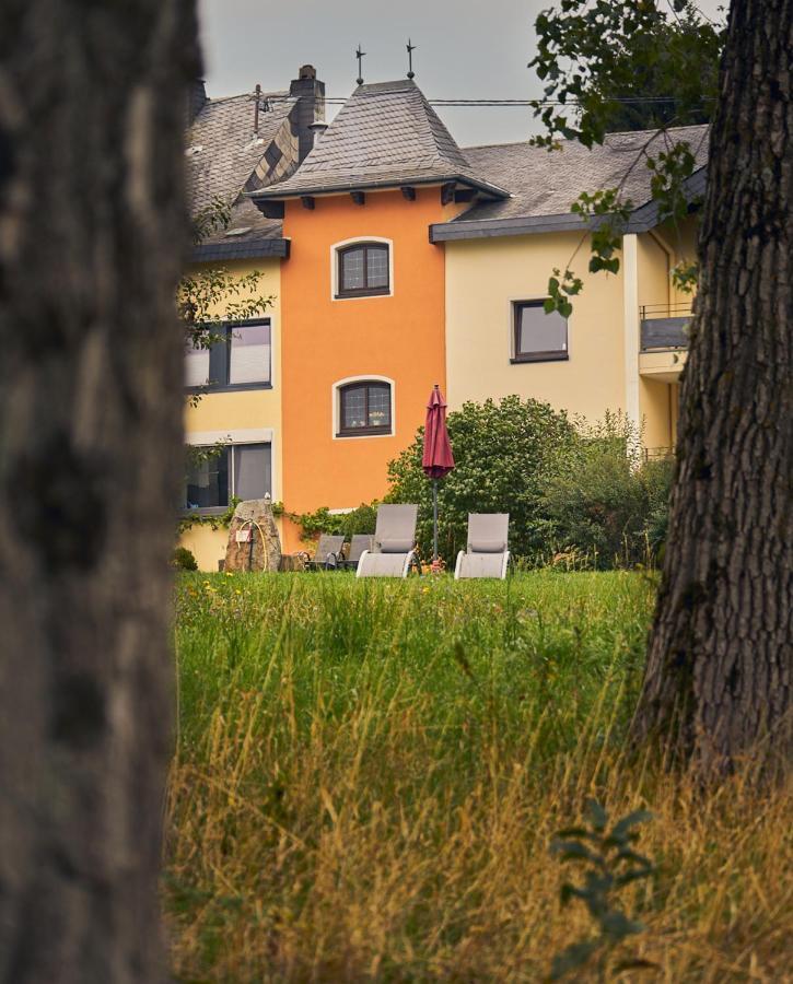 Hofgut Held Hotel Prüm Exterior foto