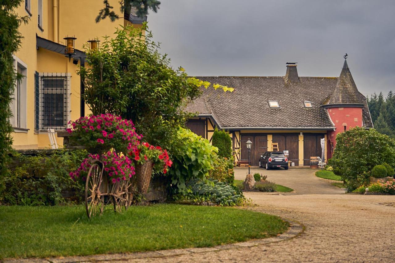 Hofgut Held Hotel Prüm Exterior foto